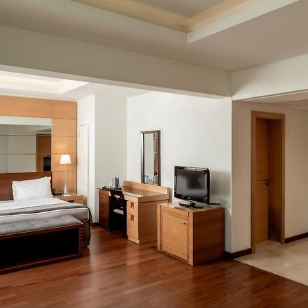 Coral Beach Hotel And Resort Beirut Exterior photo
