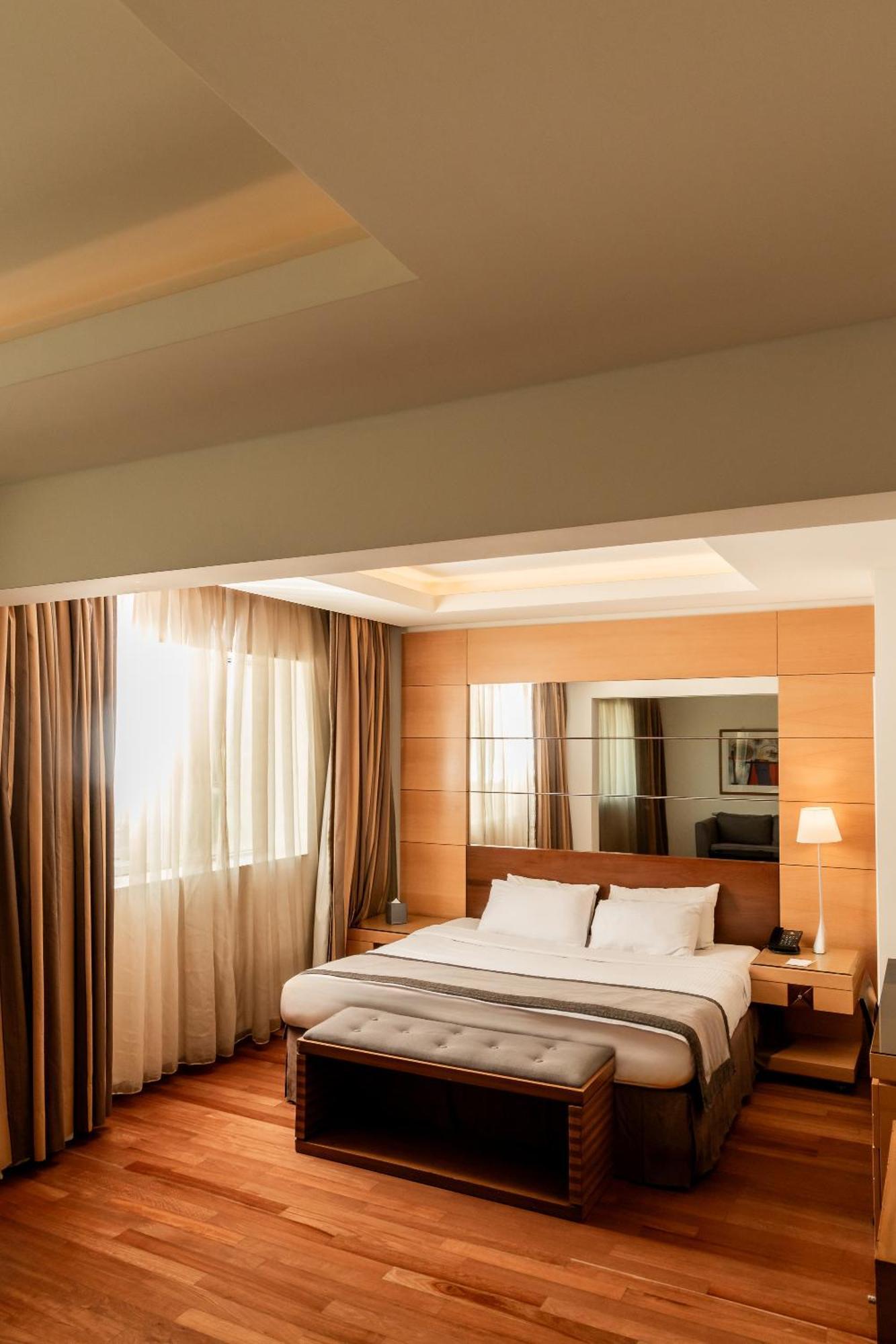 Coral Beach Hotel And Resort Beirut Exterior photo