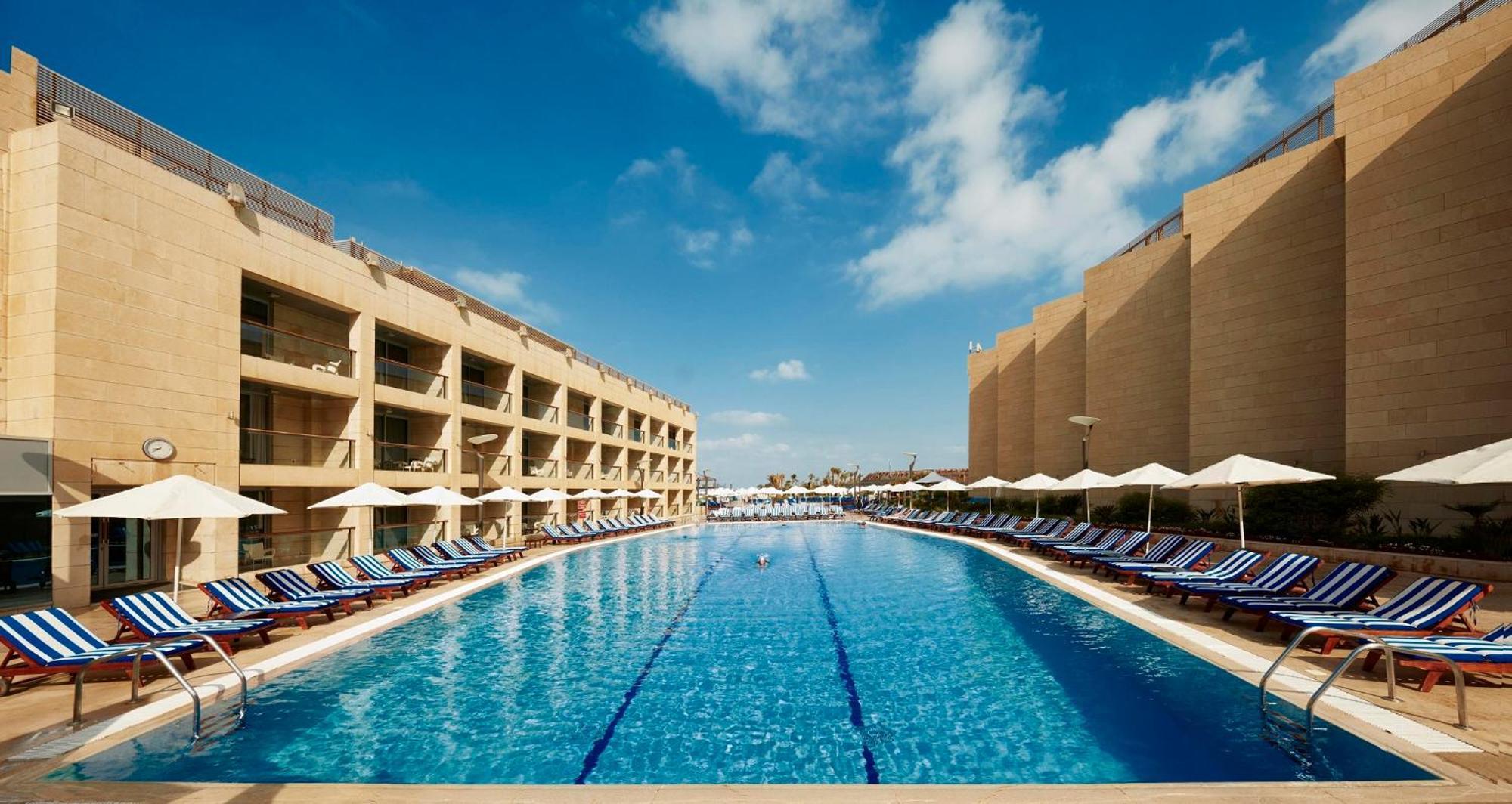 Coral Beach Hotel And Resort Beirut Exterior photo