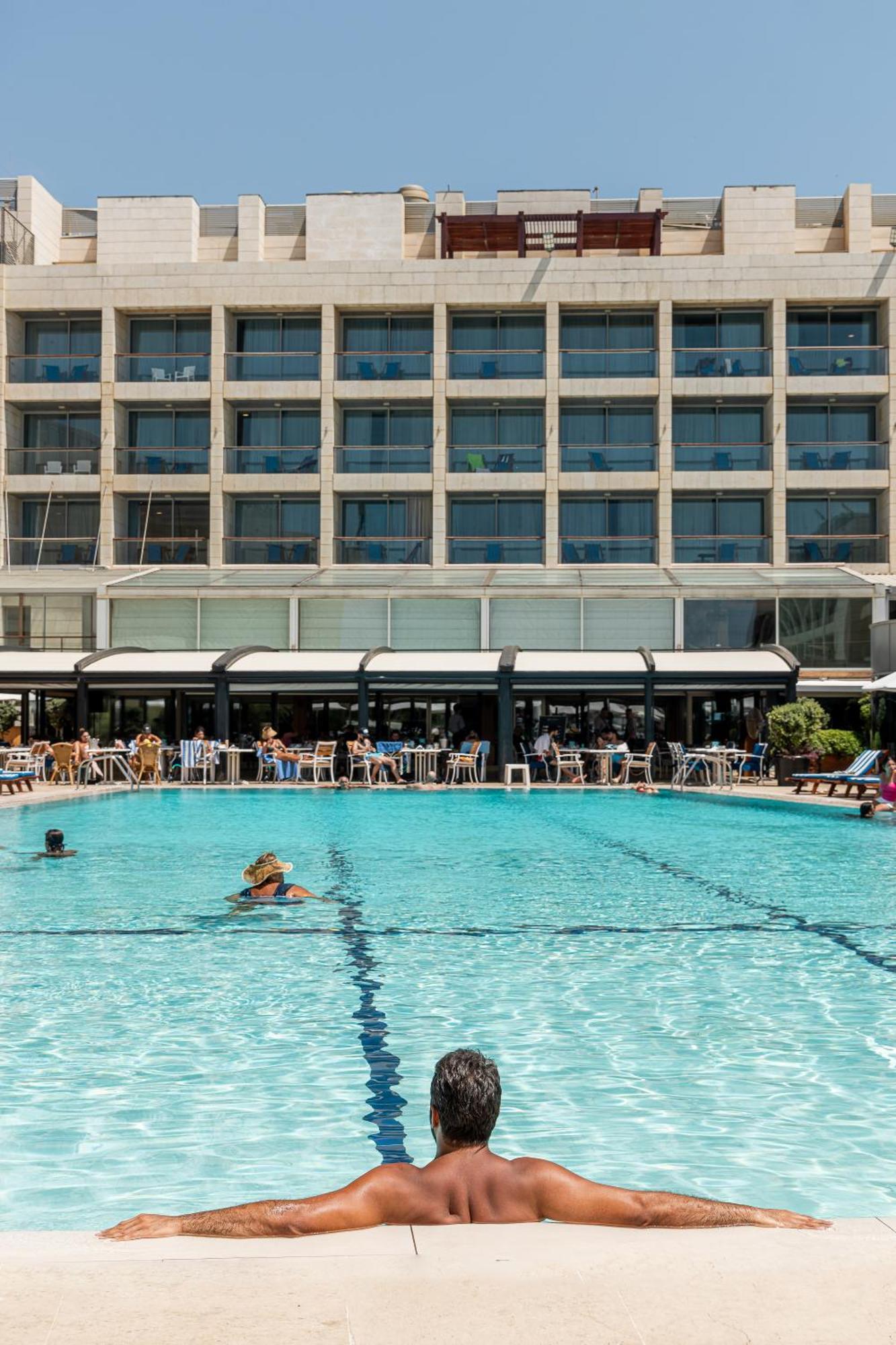 Coral Beach Hotel And Resort Beirut Exterior photo