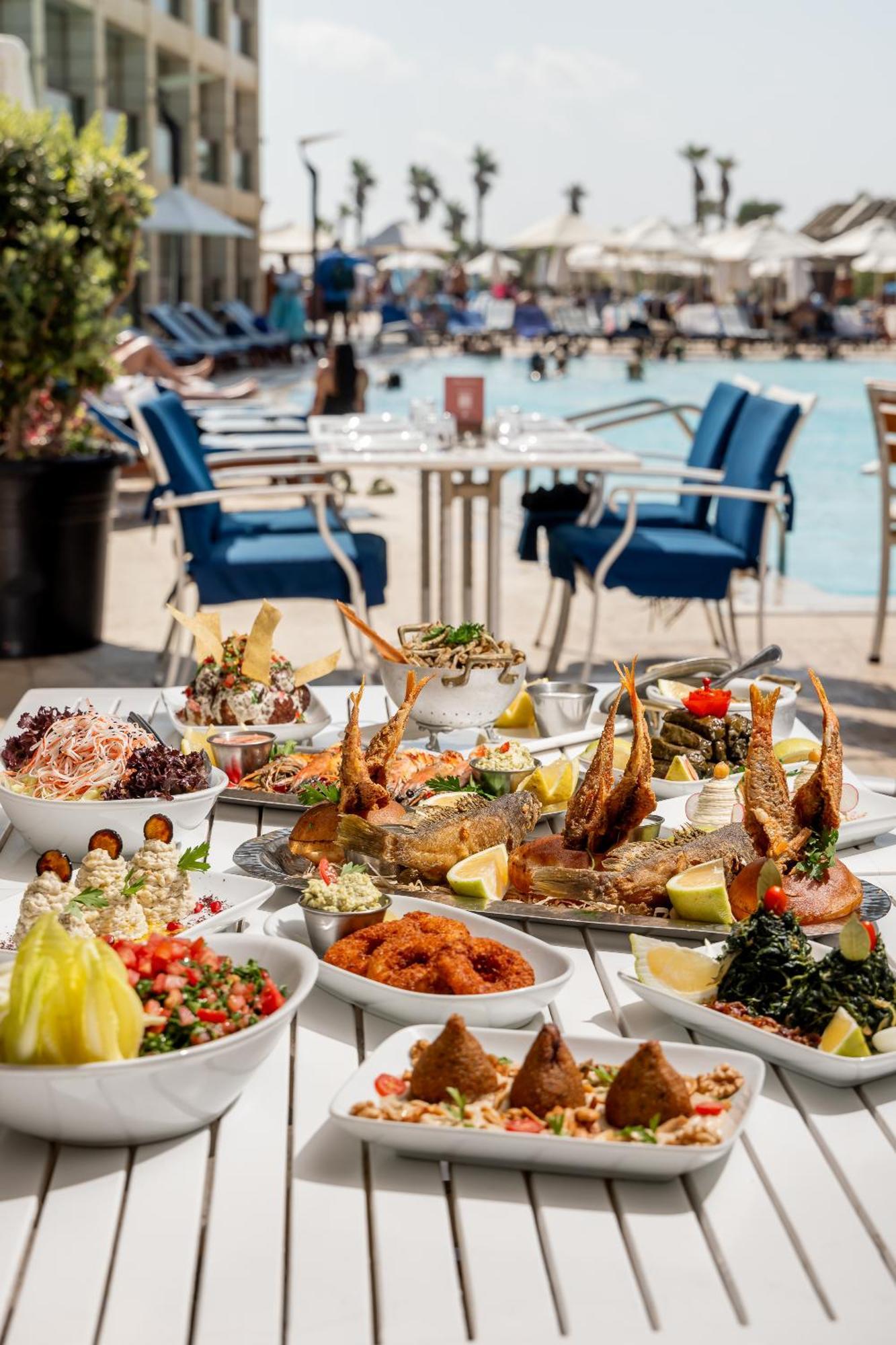 Coral Beach Hotel And Resort Beirut Exterior photo